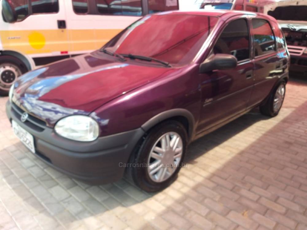CHEVROLET - CORSA - 1997/1997 - Roxa - R$ 16.500,00