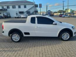 VOLKSWAGEN - SAVEIRO - 2014/2015 - Branca - R$ 51.500,00