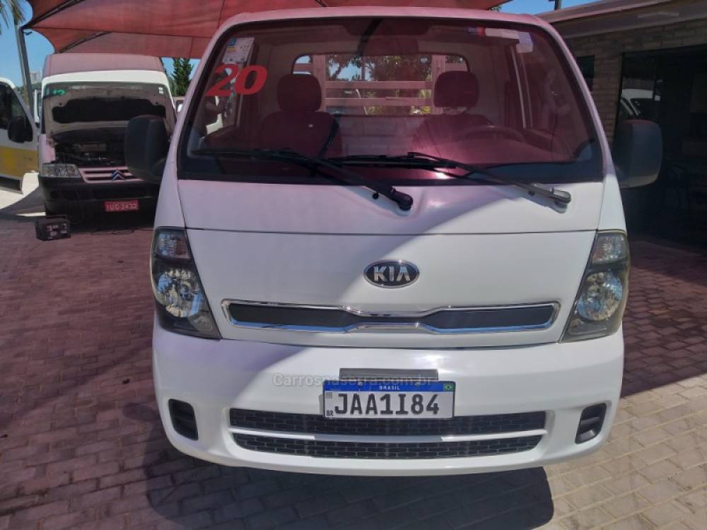 KIA MOTORS - BONGO - 2019/2020 - Branca - R$ 128.000,00