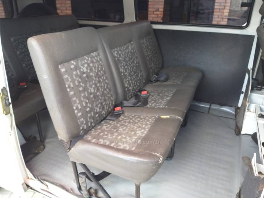 VOLKSWAGEN - KOMBI - 2013/2014 - Branca - Sob Consulta