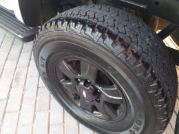 CHEVROLET - S10 - 2015/2015 - Branca - R$ 102.800,00