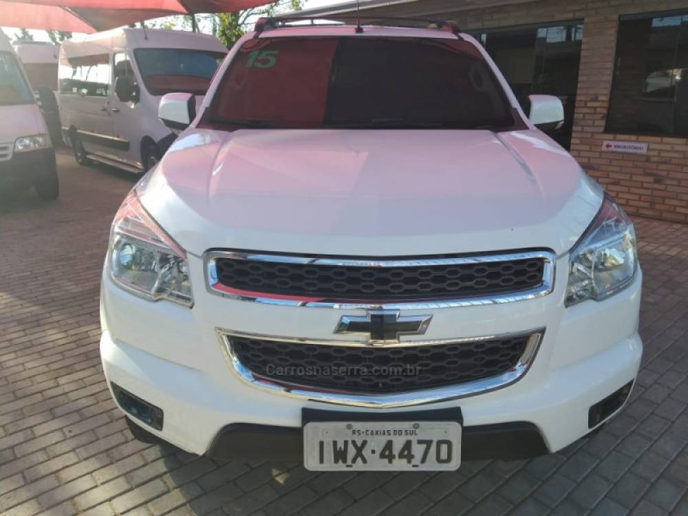 CHEVROLET - S10 - 2015/2015 - Branca - R$ 102.800,00