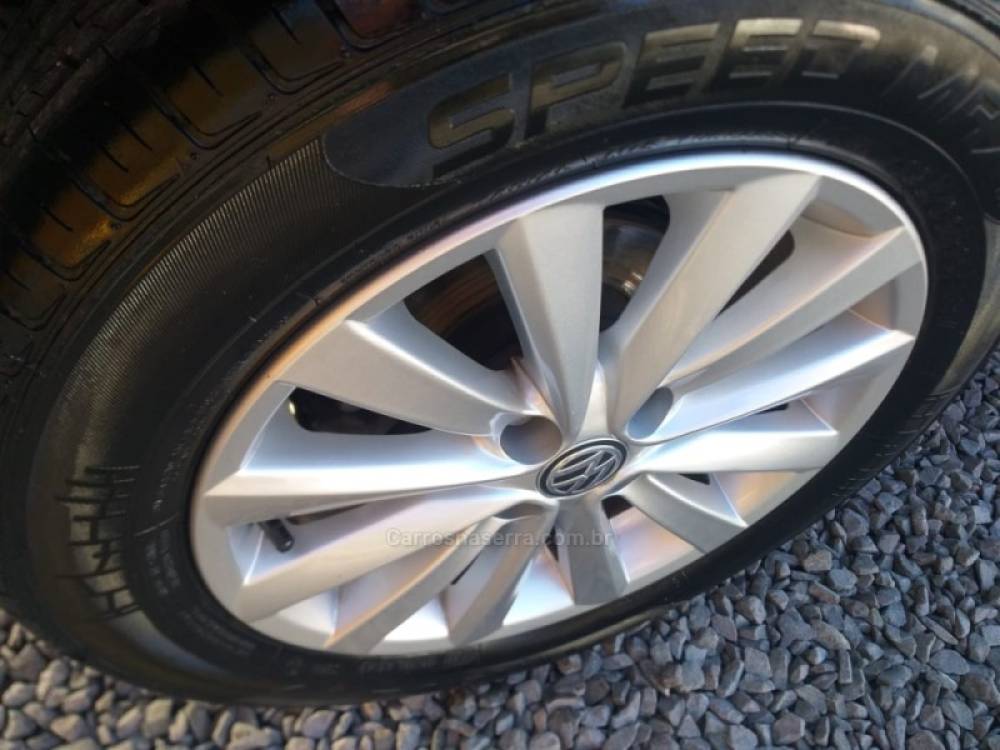 VOLKSWAGEN - SAVEIRO - 2014/2015 - Branca - R$ 51.500,00