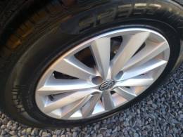 VOLKSWAGEN - SAVEIRO - 2014/2015 - Branca - R$ 51.500,00