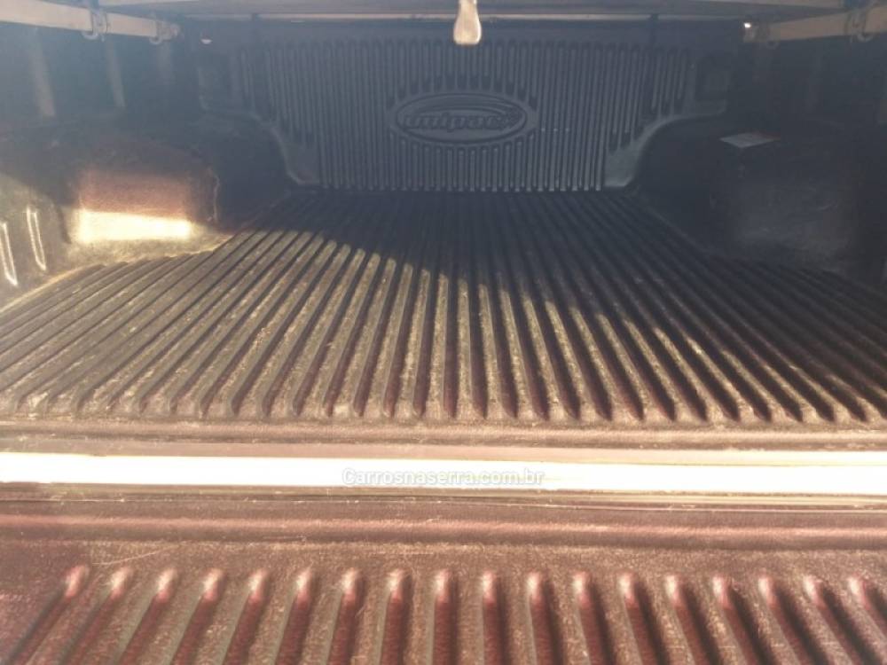 CHEVROLET - S10 - 2015/2015 - Branca - R$ 102.800,00