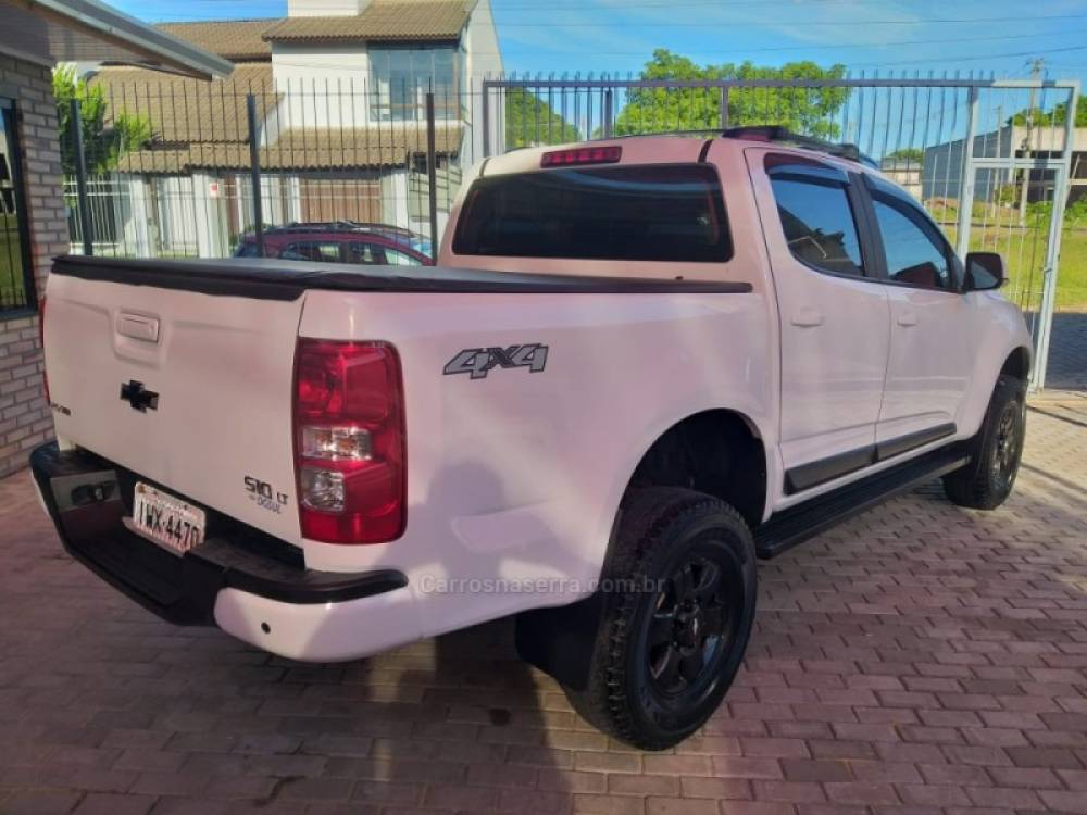 CHEVROLET - S10 - 2015/2015 - Branca - R$ 102.800,00