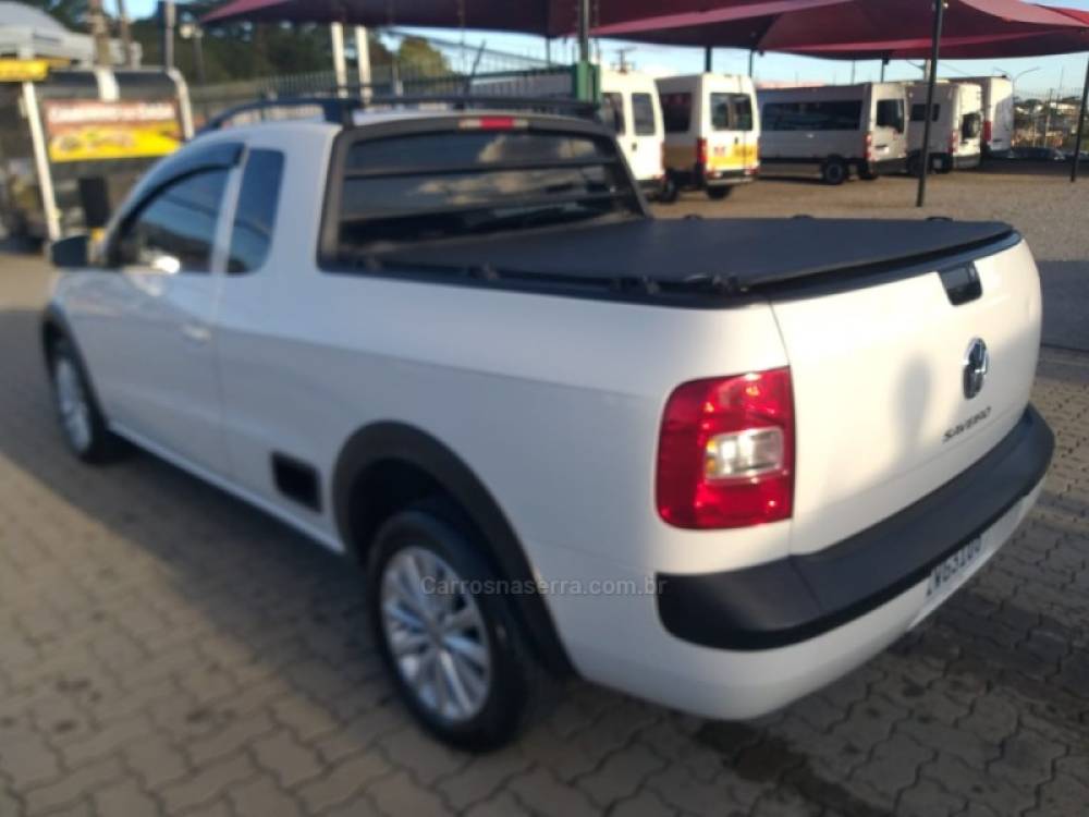 VOLKSWAGEN - SAVEIRO - 2014/2015 - Branca - R$ 51.500,00